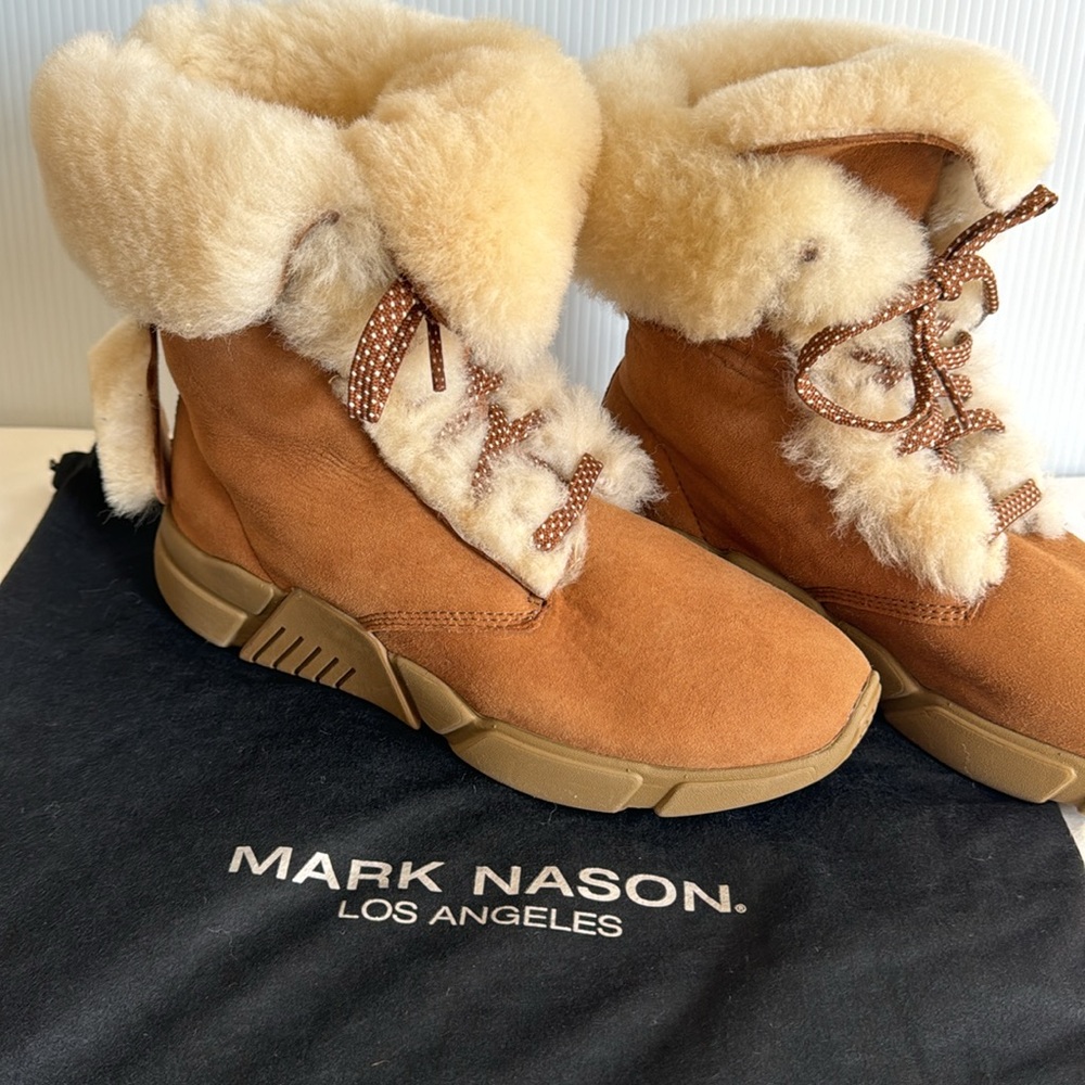 Mark Nason Apres - Sherpa lined, lace up tan boots.  Women’s size 7